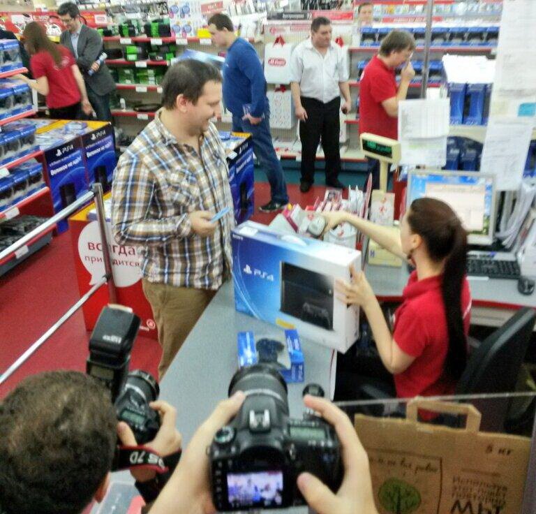 PS4 начала продаваться в Европе. - Изображение 1 PS4 начала продаваться в Европе. - Изображение 1