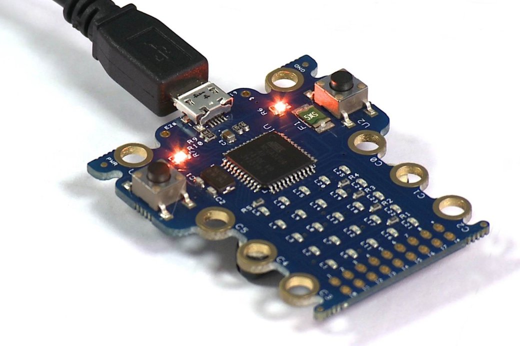 Компьютер BBC Micro Bit: что это, и почему он нужен детям? - Изображение 1 Компьютер BBC Micro Bit: что это, и почему он нужен детям? - Изображение 1
