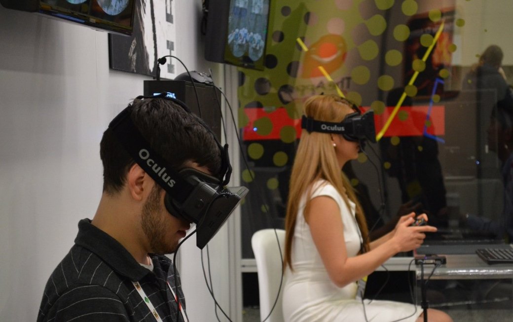 Oculus VR задумала многопользовательскую игру на 1 млрд человек
- Изображение 1 Oculus VR задумала многопользовательскую игру на 1 млрд человек
- Изображение 1