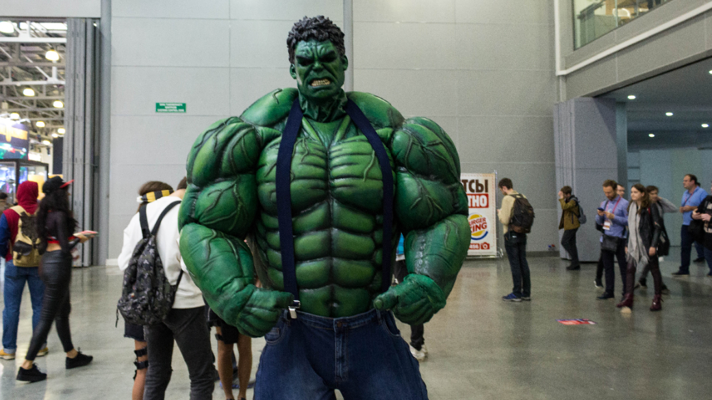 Создатель «Черного плаща», косплей и толпы геймеров. Comic Con Russia и «Игромир» 2019. День 1 | Канобу Создатель «Черного плаща», косплей и толпы геймеров. Comic Con Russia и «Игромир» 2019. День 1 | Канобу